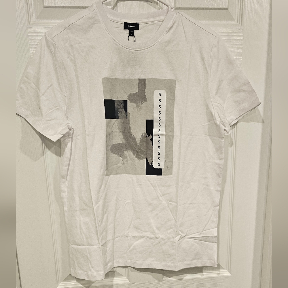 NWT Express Mens White Graphic Tee-Size Small